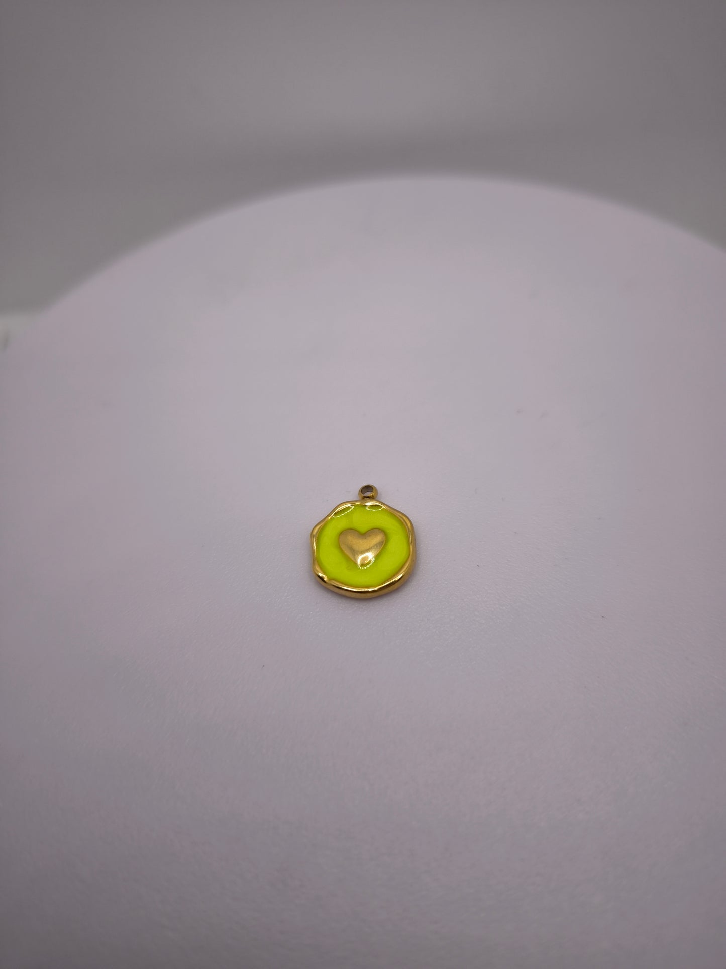 Coeur jaune fluo